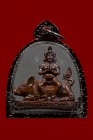 【正牌】寺廟屈倉勁 龍婆白省大師 咩冷篇坐好命豬(難產女神) 連閃黑銀色邊防水殼(NO.29604)