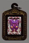 【正牌】古巴杰仕納大師 蝴蝶佛牌 後四面神{細模} 配戴型 連金色鐳射防水殼(No.30094)