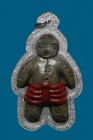 泰國佛牌 屈十跌氹 阿贊dum/龍婆dum大師 魂魄庸 小立尊 配戴型 連閃銀色邊防水殼(No.21924)