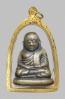 泰國佛牌 龍婆艮大師 寺廟屈班間 大法會 財佛【爆槍】款 附驗證卡 連純金防水殼(No.24762)