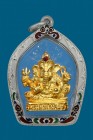 【正牌】寺廟屈曲共 龍婆樂大師 象神小立尊(金色) 配戴型 連純銀龍也防水殼(No.28490)