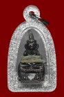 高僧龍婆拉架大師 {柏阿贊運碌哇剎破}【墓葬拍罌】配戴型 連閃銀色邊防水殼(No.28376)