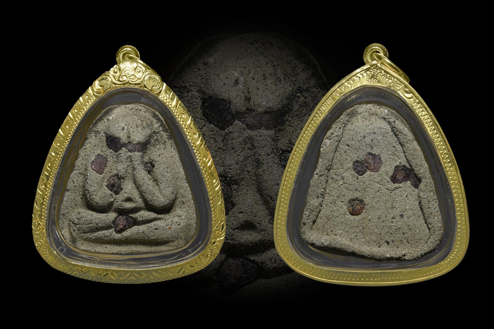 泰国佛牌 圣僧龙婆添(侧头添) 矿石必打 理事版 附验证卡 配戴型 连